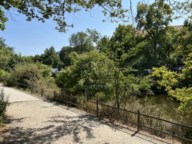 vergrößern